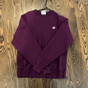 Burgundy Reverse Weave Champion Crewneck.